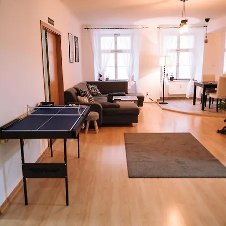 Spacious 8-person In The Heart Of 프라하